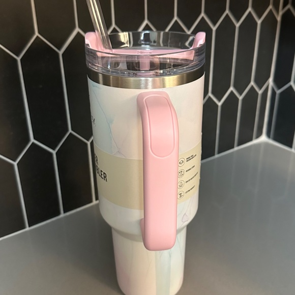 Stanley Quencher H2.0 FlowState 40 oz Stainless Steel Tumbler - Watercolor Tulle - Picture 2 of 6